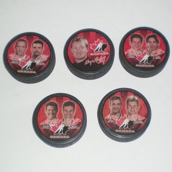 2002 Team Canada Salt Lake Olympics McDonalds 5 puck set - Picture 2 of 2